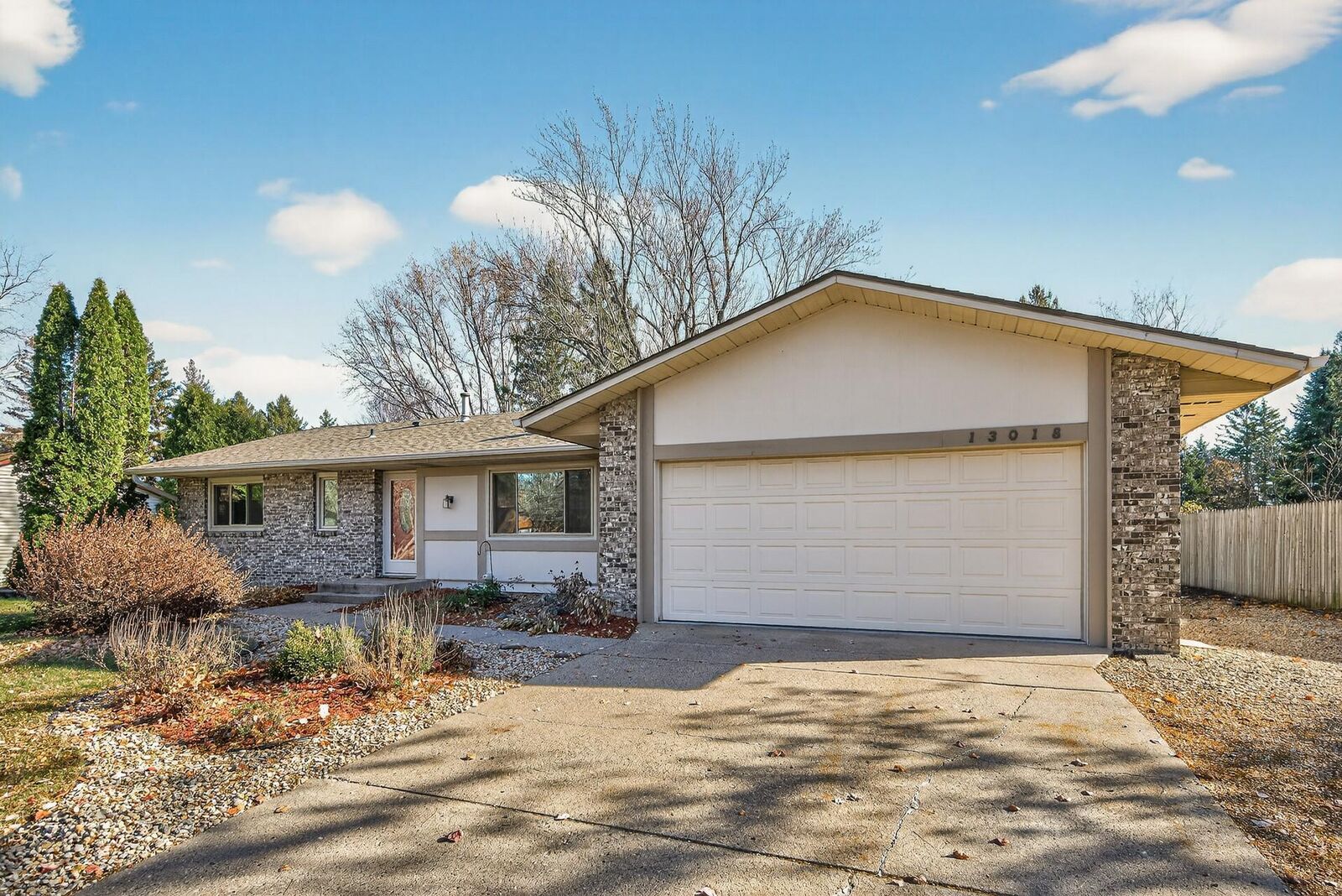 Property Photo:  13018 Findlay Avenue  MN 55124 