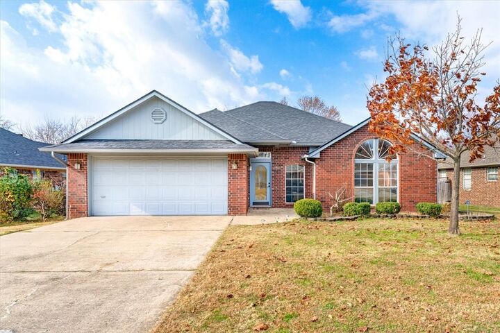 810 26th Street  Rogers AR 72756 photo