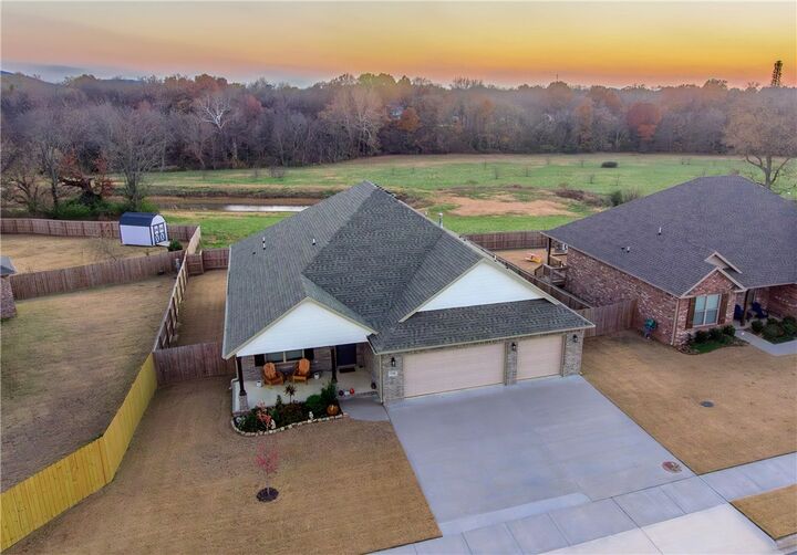 115 W Pitts Street  Farmington AR 72730 photo