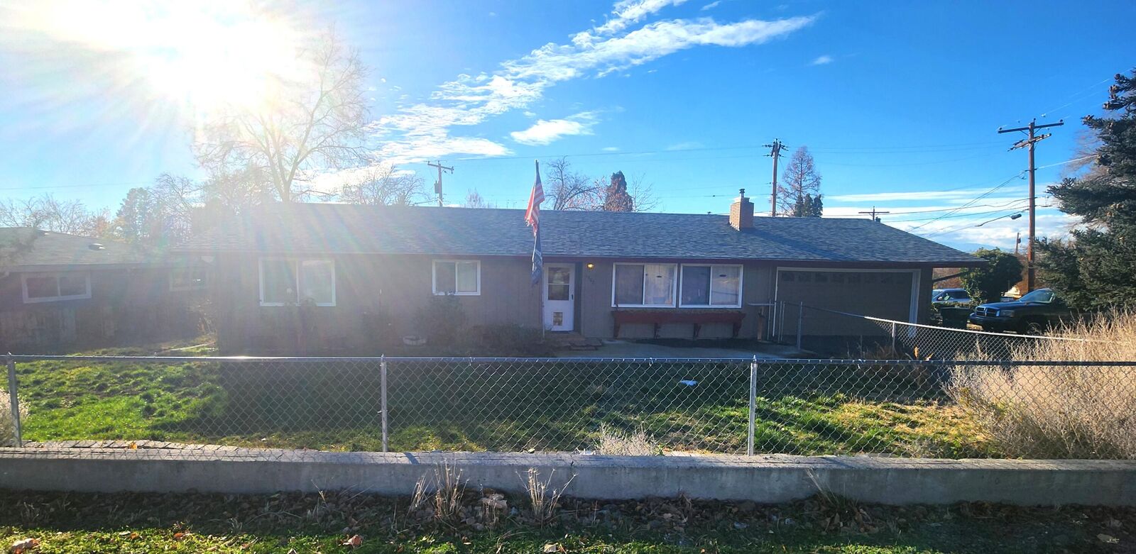 Property Photo:  1902 Carlson Drive  OR 97603 