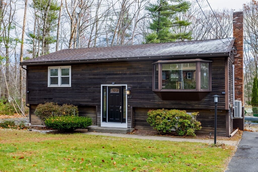 Property Photo: 47 Newcomb Rd MA 01473