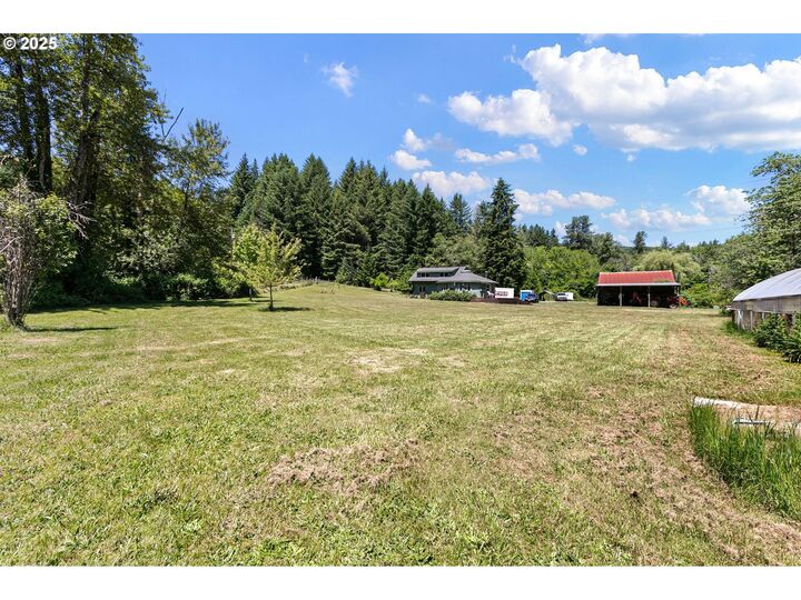 Property Photo:  78544 Rat Creek Rd  OR 97424 