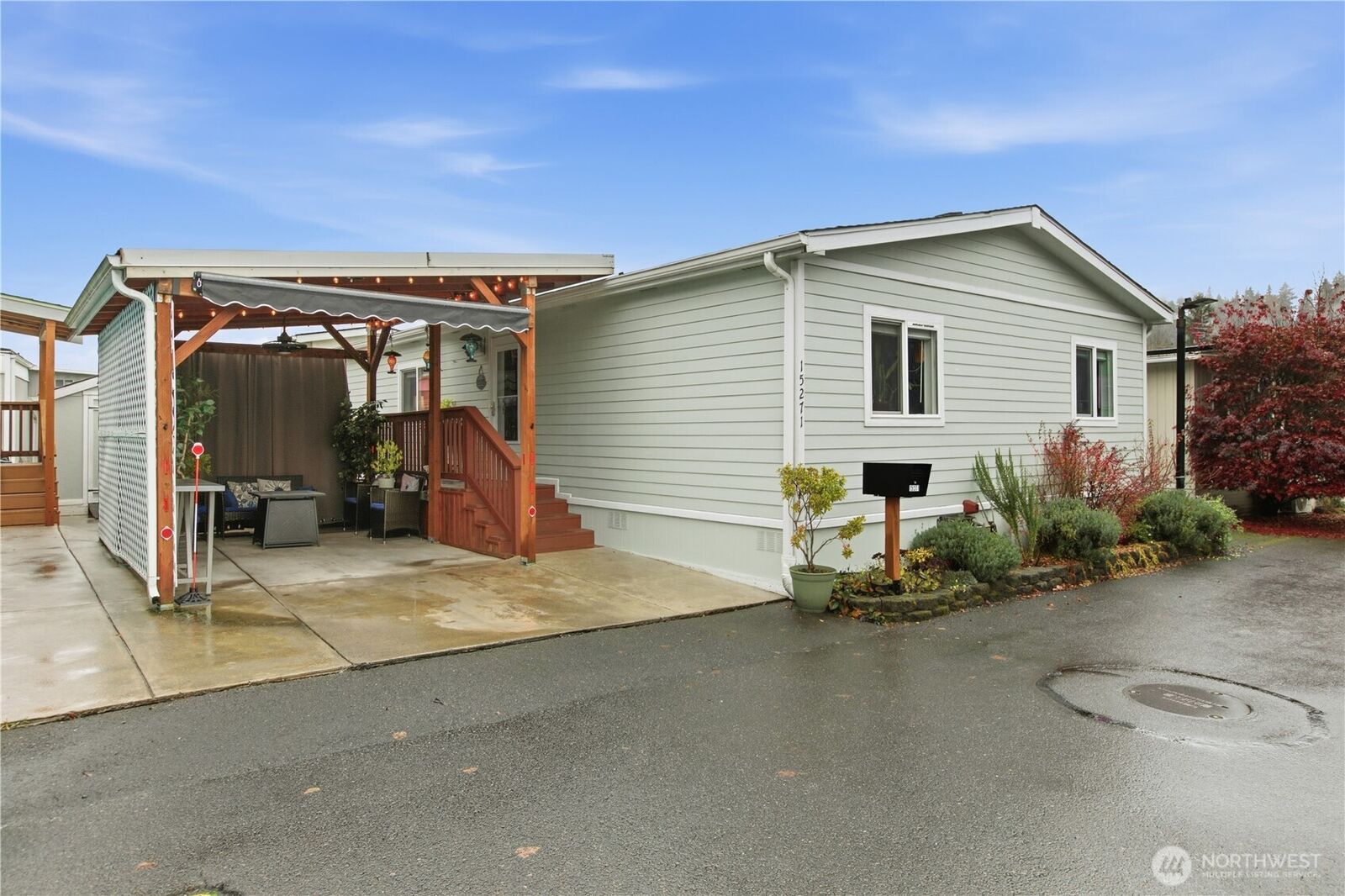 Property Photo: 15271 Oak Drive WA 98058