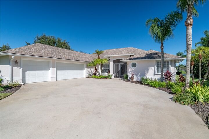 1519 Eagles Circle  Sebastian FL 32958 photo