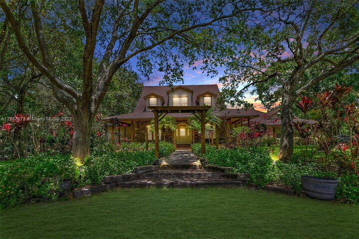 Property Photo:  14425 N 64th Court N  FL 33470 