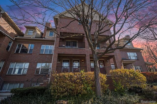 Property Photo: 1441 S Main Street MI 48067