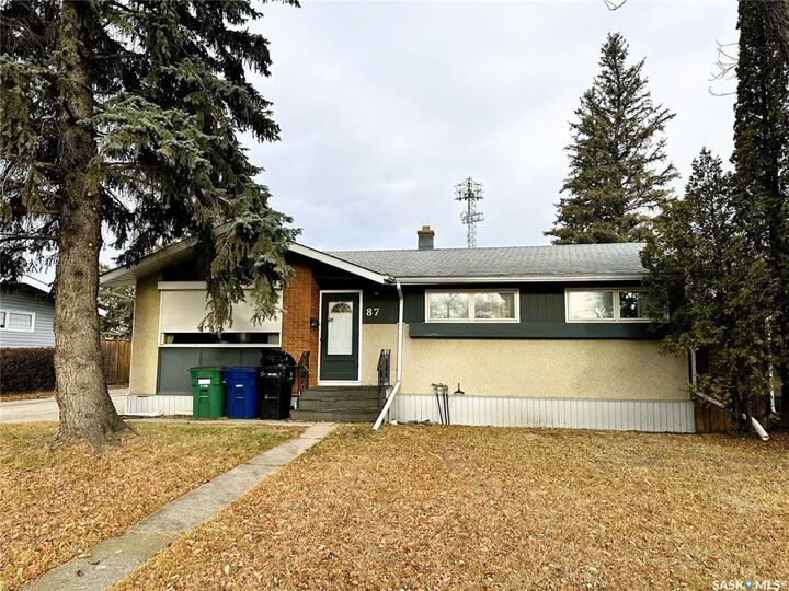 87 Tucker Crescent  Saskatoon SK S7H 3H7 photo