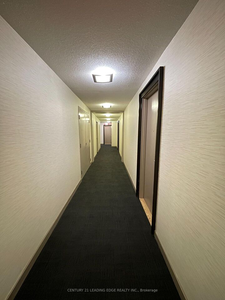 Property Photo:  60 Town Centre Court 612  ON M1P 0B1 