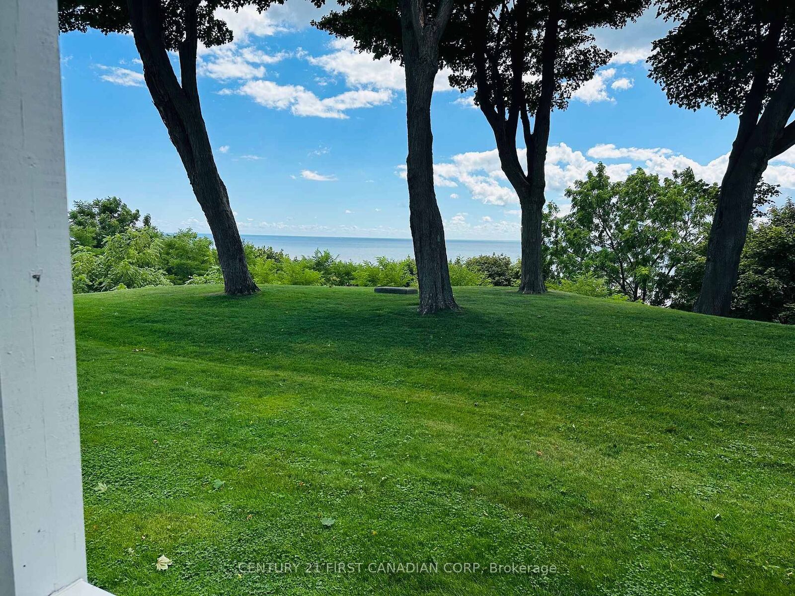 Property Photo:  374 Front Street 50  ON N5L 1G1 