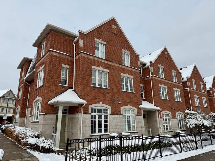 Property Photo: 3030 Breakwater Court 56 ON L5B 4N8