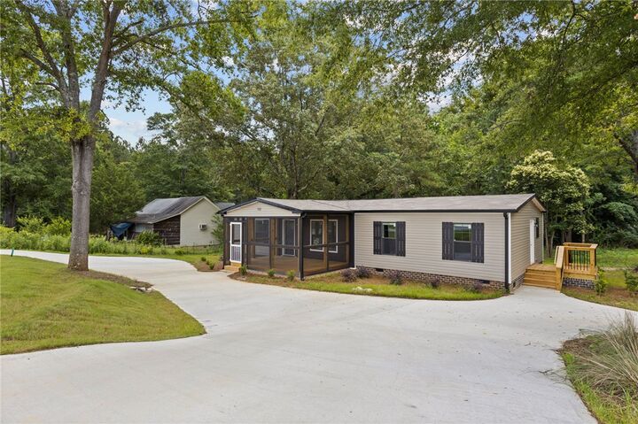 Property Photo:  717 Central Street  SC 29655 