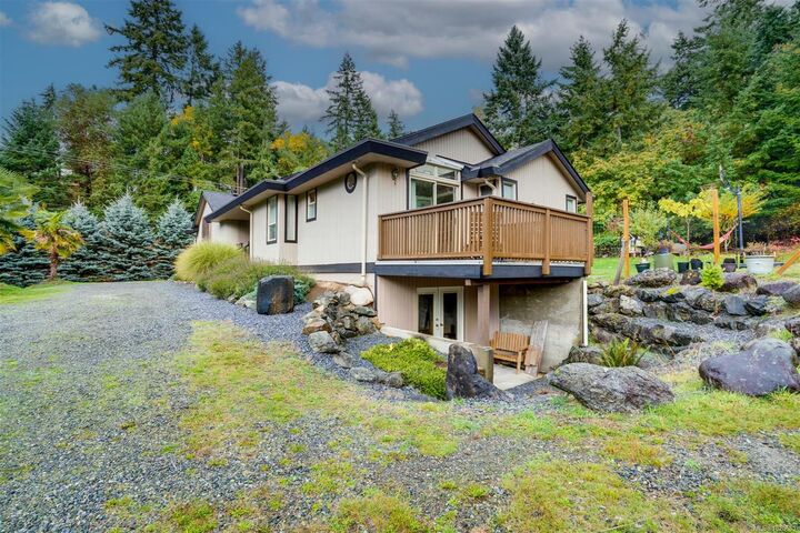 2310 Garry Oak Dr — photo 1