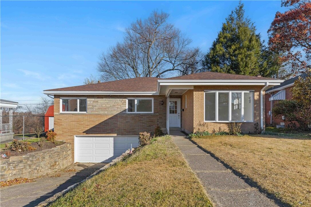 Property Photo: 1117 McKinley Dr PA 15025