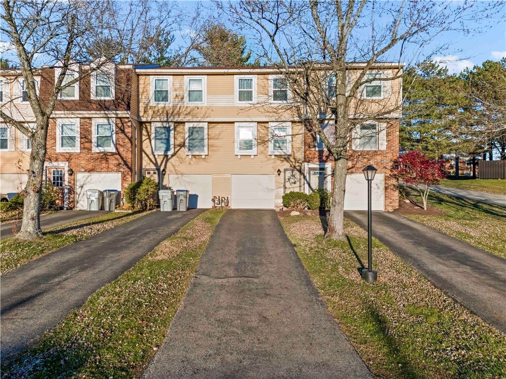 Property Photo: 173 Scott Lane PA 15367