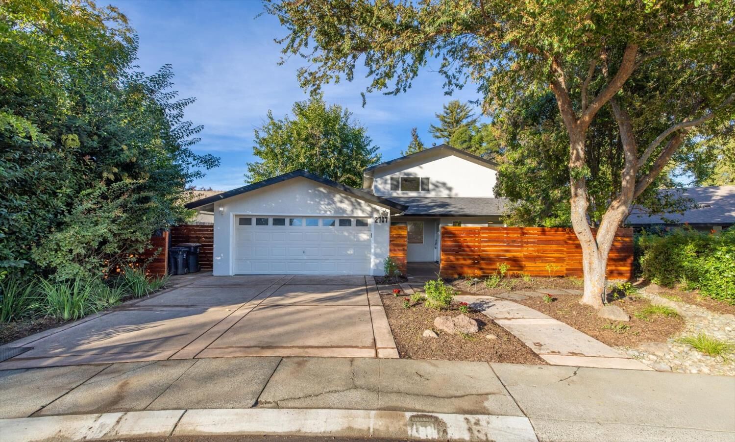 Property Photo:  2707 Danube Avenue  CA 95616 