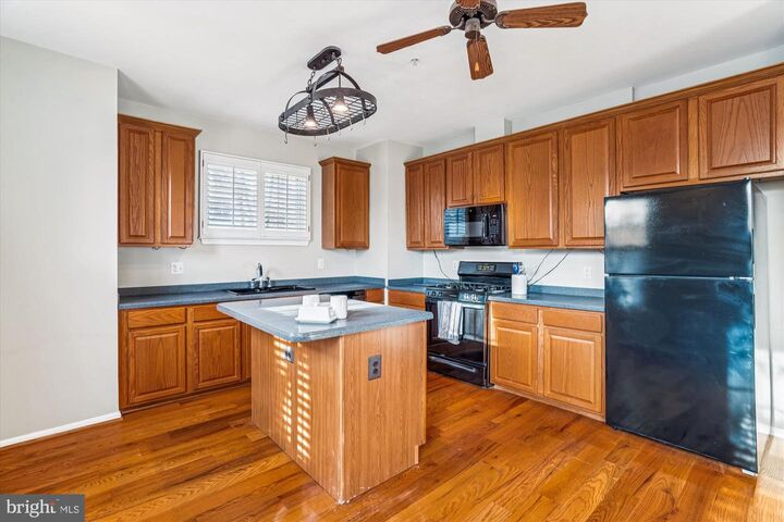 Property Photo: 15610 Everglade Lane E202 MD 20716