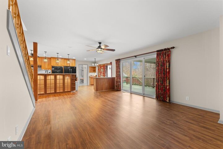 Property Photo: 1167 Covered Bridge VA 22727