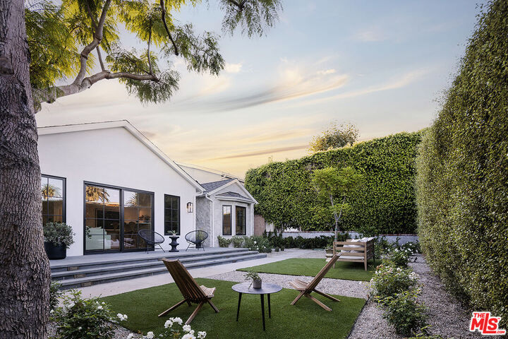 Property Photo:  2515 Marguerita Ave  CA 90402 