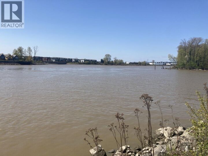 Property Photo:  3 Rialto Court 224  BC V3M 6P2 