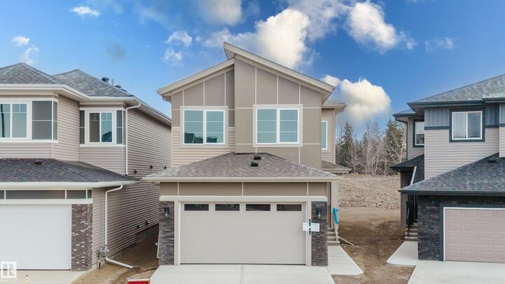 Property Photo:  49 Renwyck Place  AB T7X 4E1 