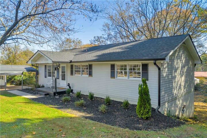 Property Photo: 75 Cawthon Road GA 30577