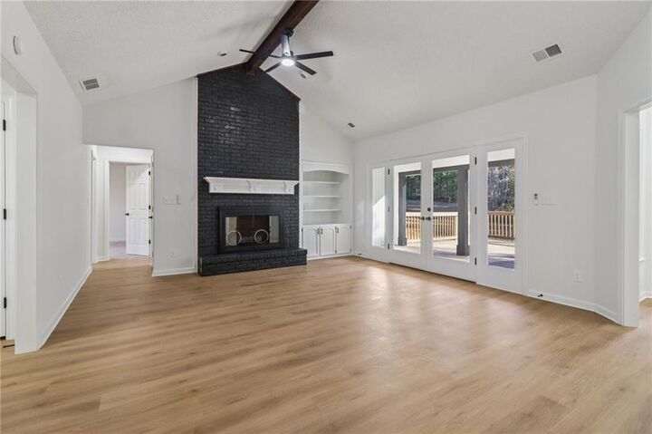 Property Photo: 135 Willow Lake Lane GA 30277