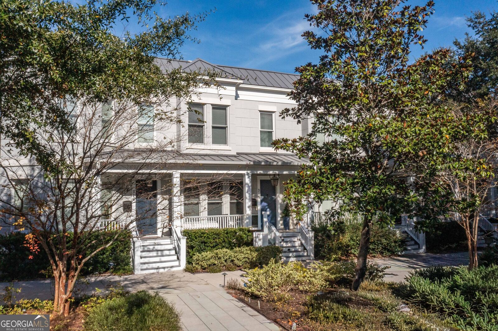 Property Photo: 318 E Hall Street GA 31401