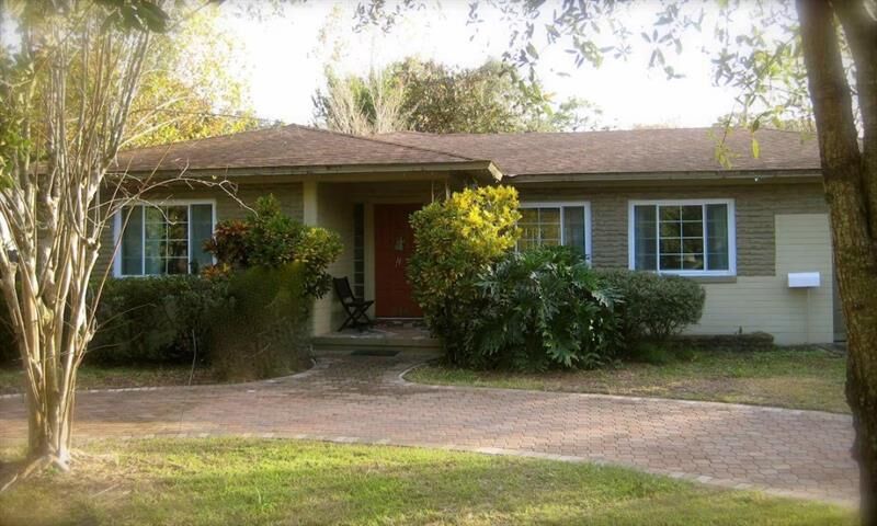 Property Photo:  240 E Lake Sue Ave  FL 32789 