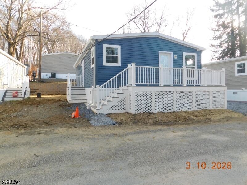 Property Photo:  11 Front Street  NJ 07863 