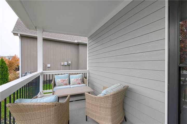 Property Photo:  18902 W 166th Terrace  KS 66062 