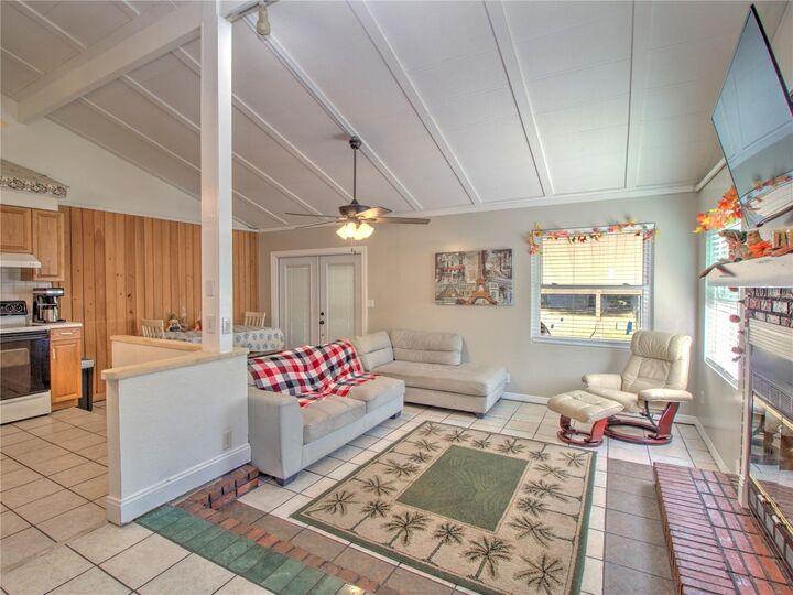 Property Photo:  14925 NE 149th Lane  FL 32134 