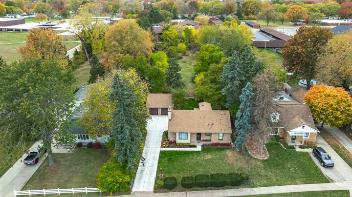 Property Photo:  30675 Tennessee Street  MI 48066 