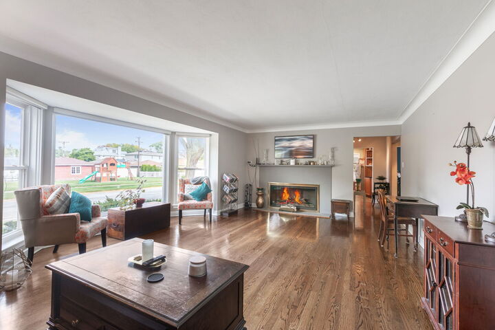 Property Photo:  1445 Morgan Avenue  IL 60526 