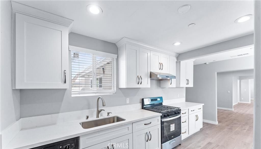 Property Photo:  1531 W Orange Grove Avenue  CA 91768 