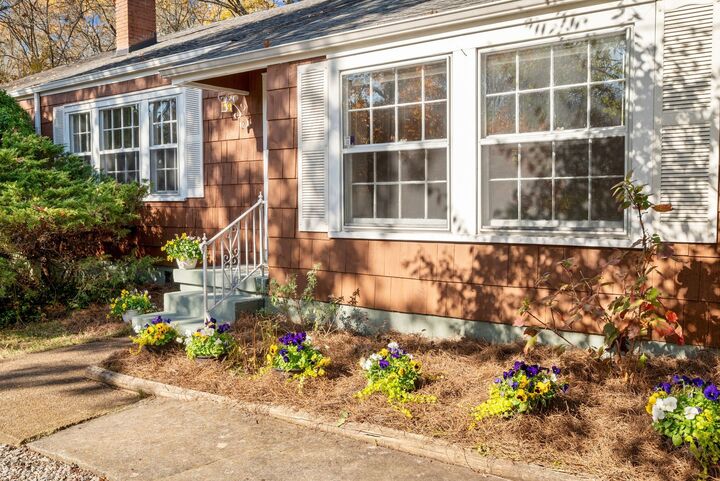 Property Photo: 618 Wade Cir TN 37072