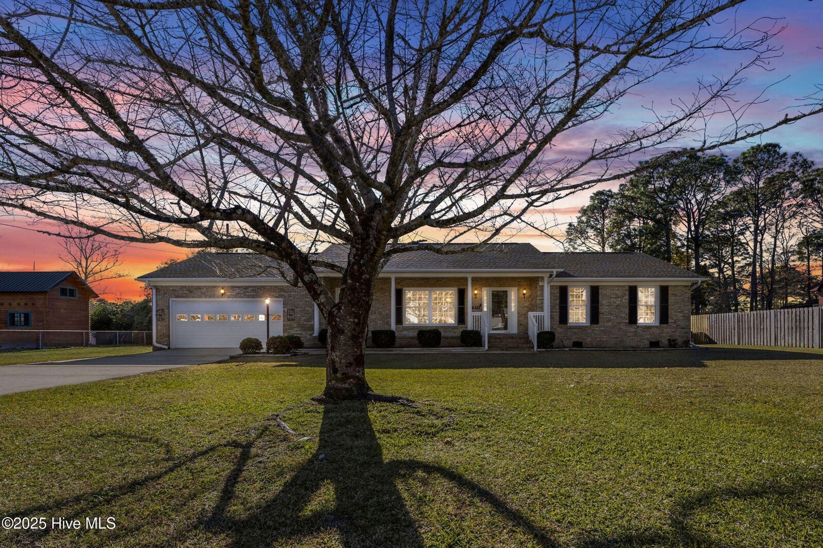 Property Photo: 410 Oakland Drive NC 28405
