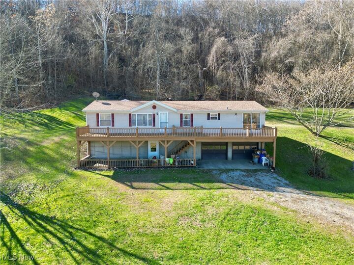 Property Photo: 10115 Old River Road OH 43720