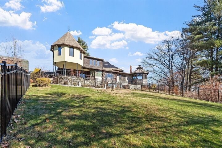 Property Photo:  57 Highview St  MA 01420 