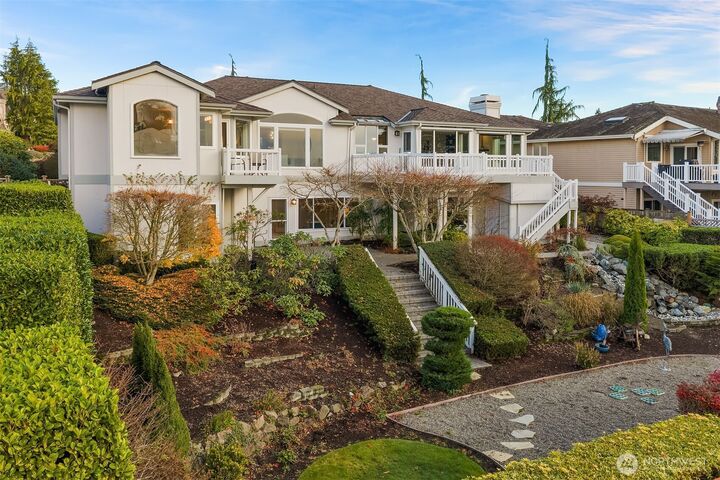 5730  94th Place SW  Mukilteo WA 98275 photo