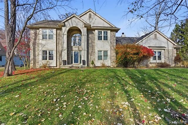 Property Photo: 6960 Long Avenue MI 48322