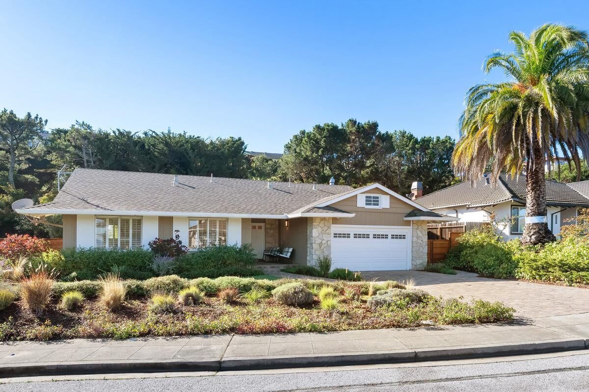 Property Photo: 1361 Encina Drive CA 94030