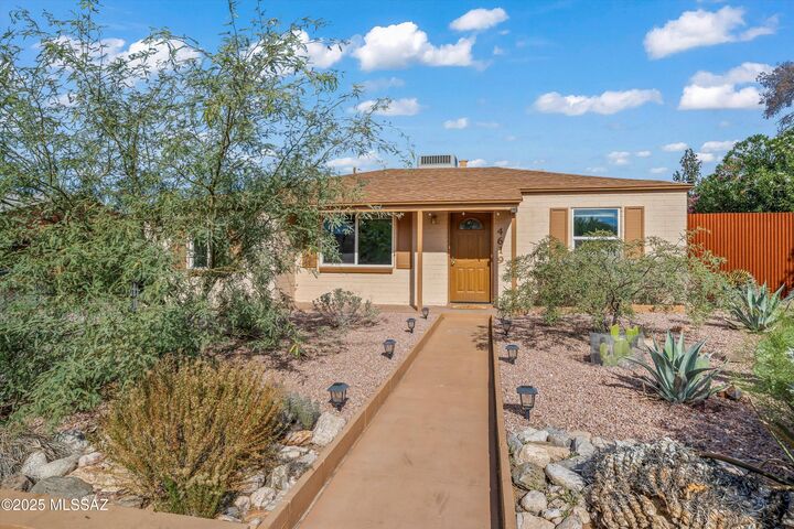 Property Photo:  4619 E 6th Street  AZ 85711 