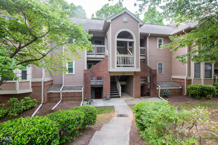 115 Abingdon Court 2B  Cary NC 27513 photo