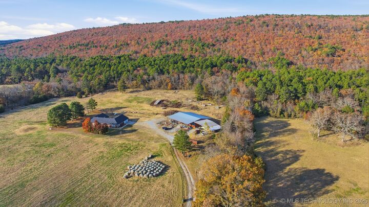 Property Photo:  2800 NW 1010 Avenue  OK 74578 