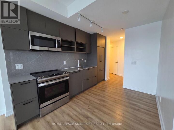 Property Photo:  135 East Liberty Street 1203  ON M6K 0G7 