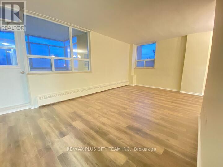 Property Photo: 3311 Kingston Road 311 ON M1M 1R1