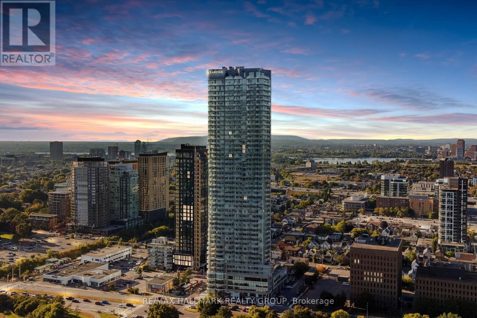 Property Photo: 805 Carling Avenue 2406 ON K1S 5W9