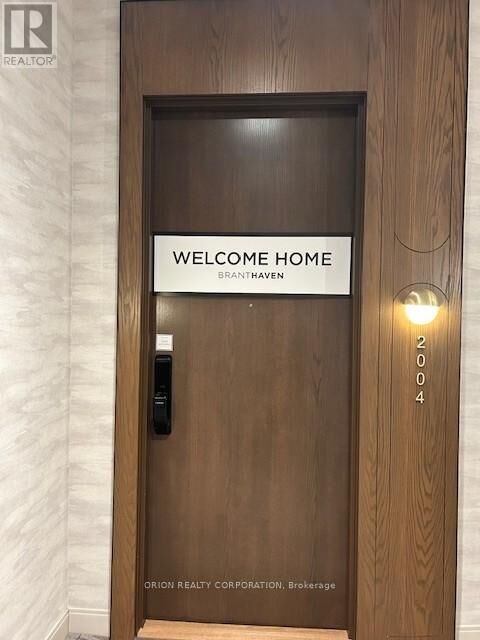 Property Photo:  3240 William Coltson Avenue 2004  ON L6H 0X1 