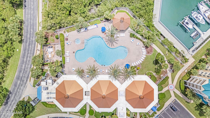 Property Photo:  4670 Links Village Drive B-105  FL 32127 