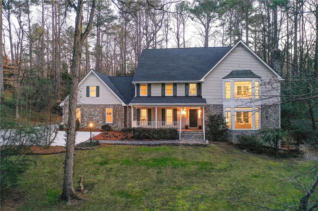 Property Photo:  200 Cameron Ridge Drive  GA 30328 